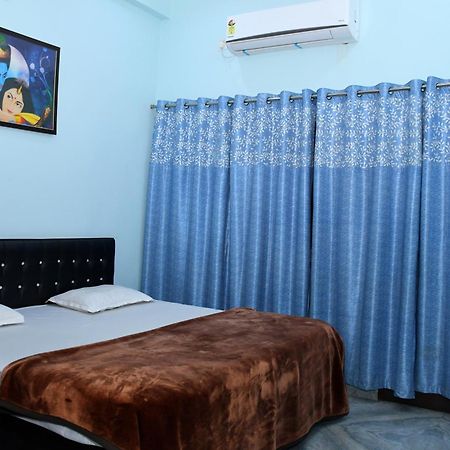 ורנאסי Indra Apartment מראה חיצוני תמונה