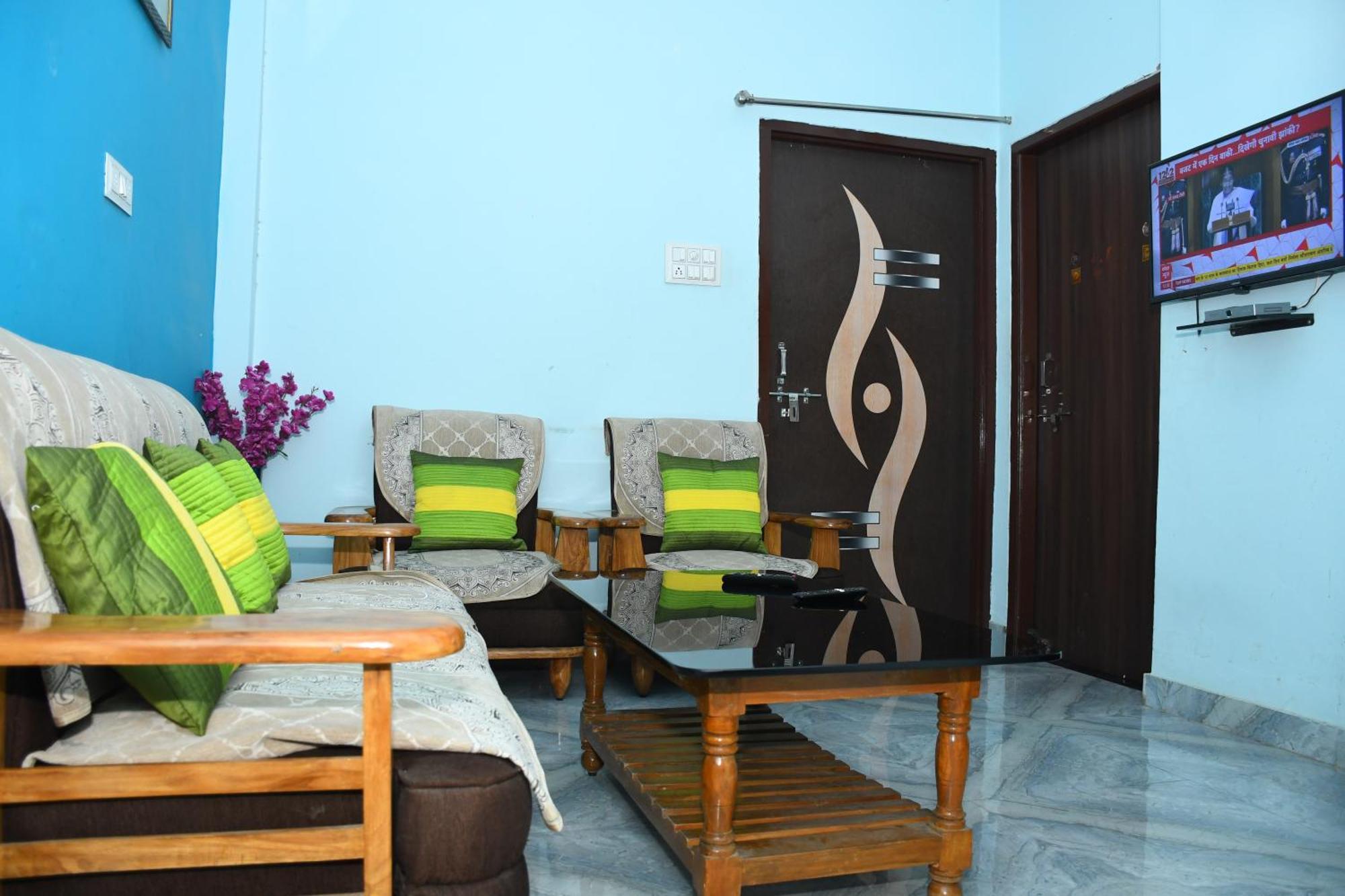 ורנאסי Indra Apartment מראה חיצוני תמונה