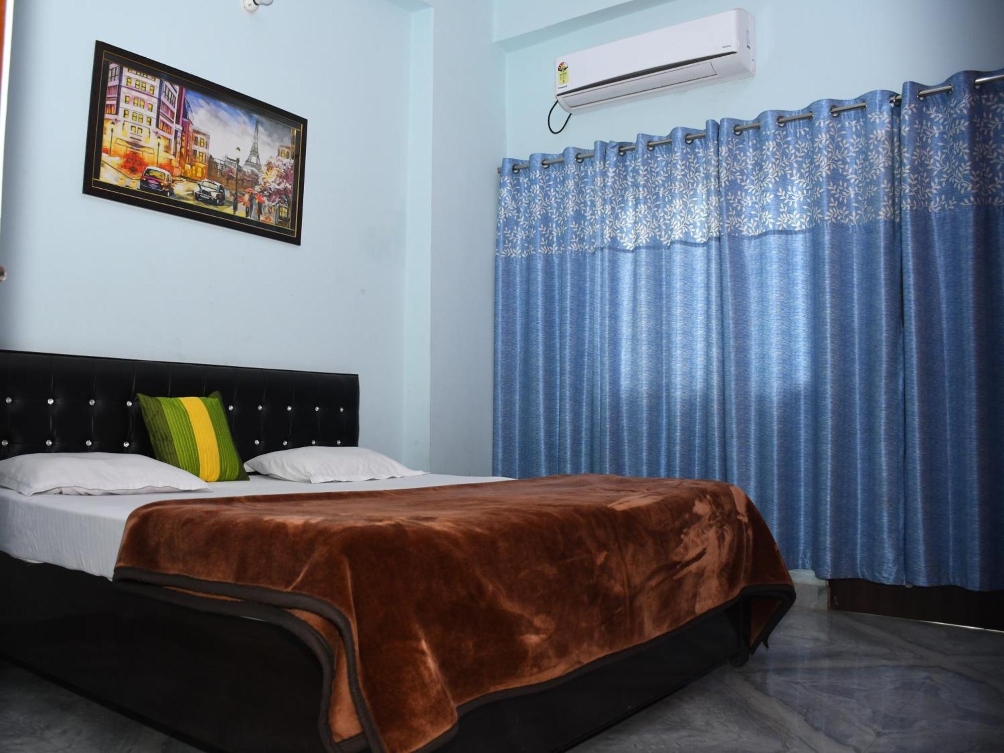 ורנאסי Indra Apartment מראה חיצוני תמונה